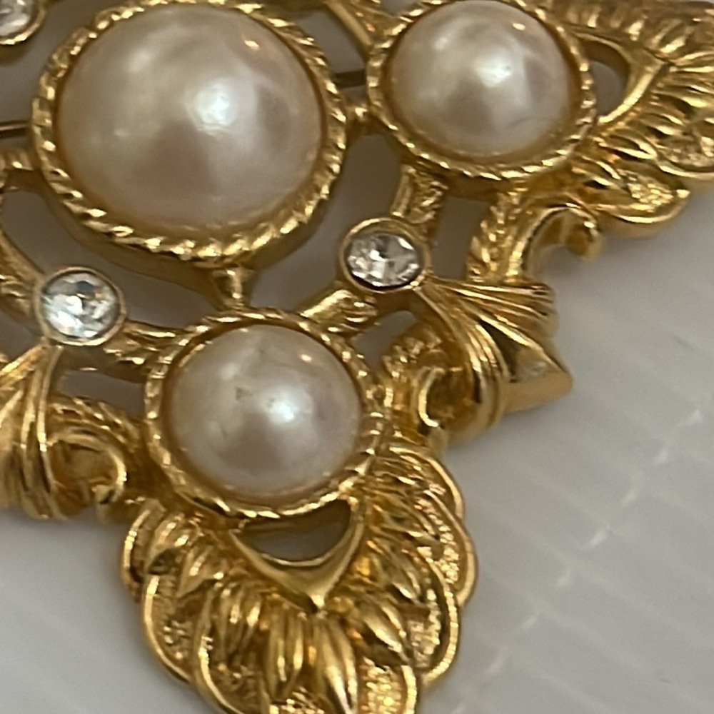 Vintage Kjl For Avon Brooch - image 5